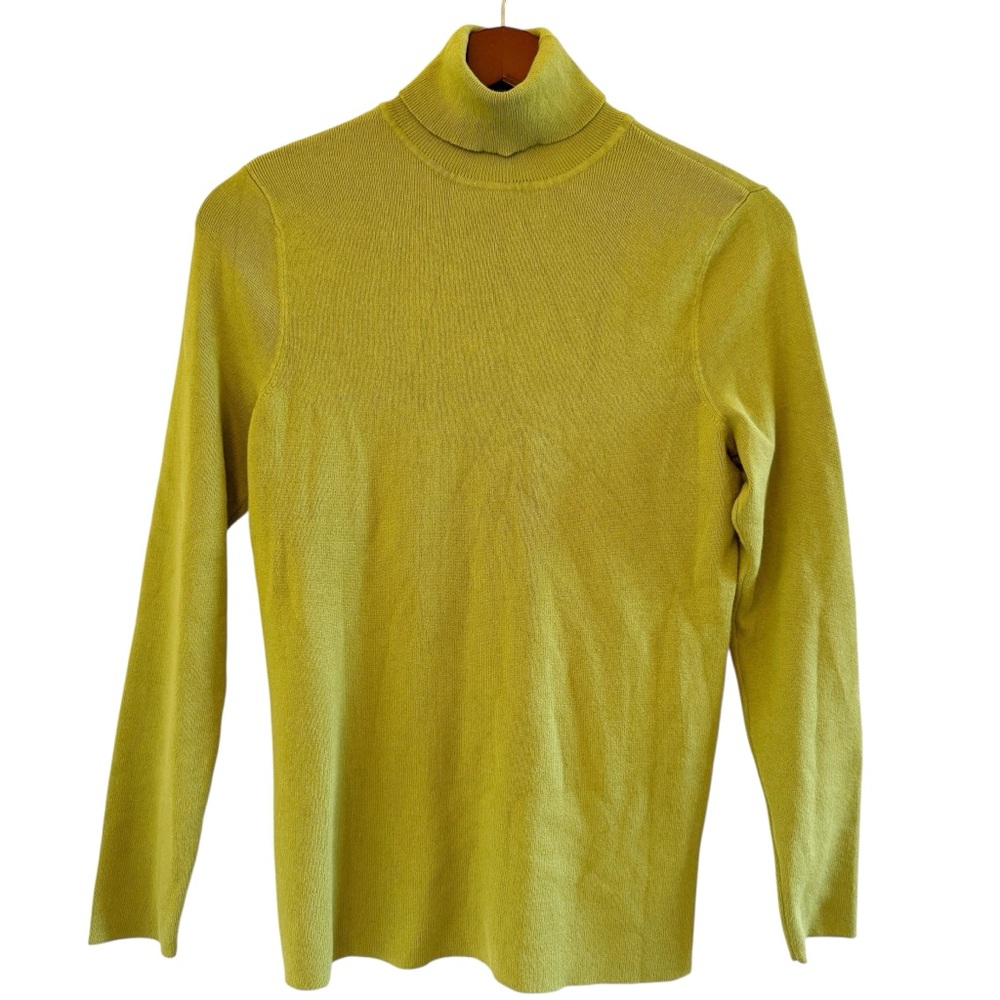 CHICO’S Turtleneck Knit Sweater Size Medium in Citron Green